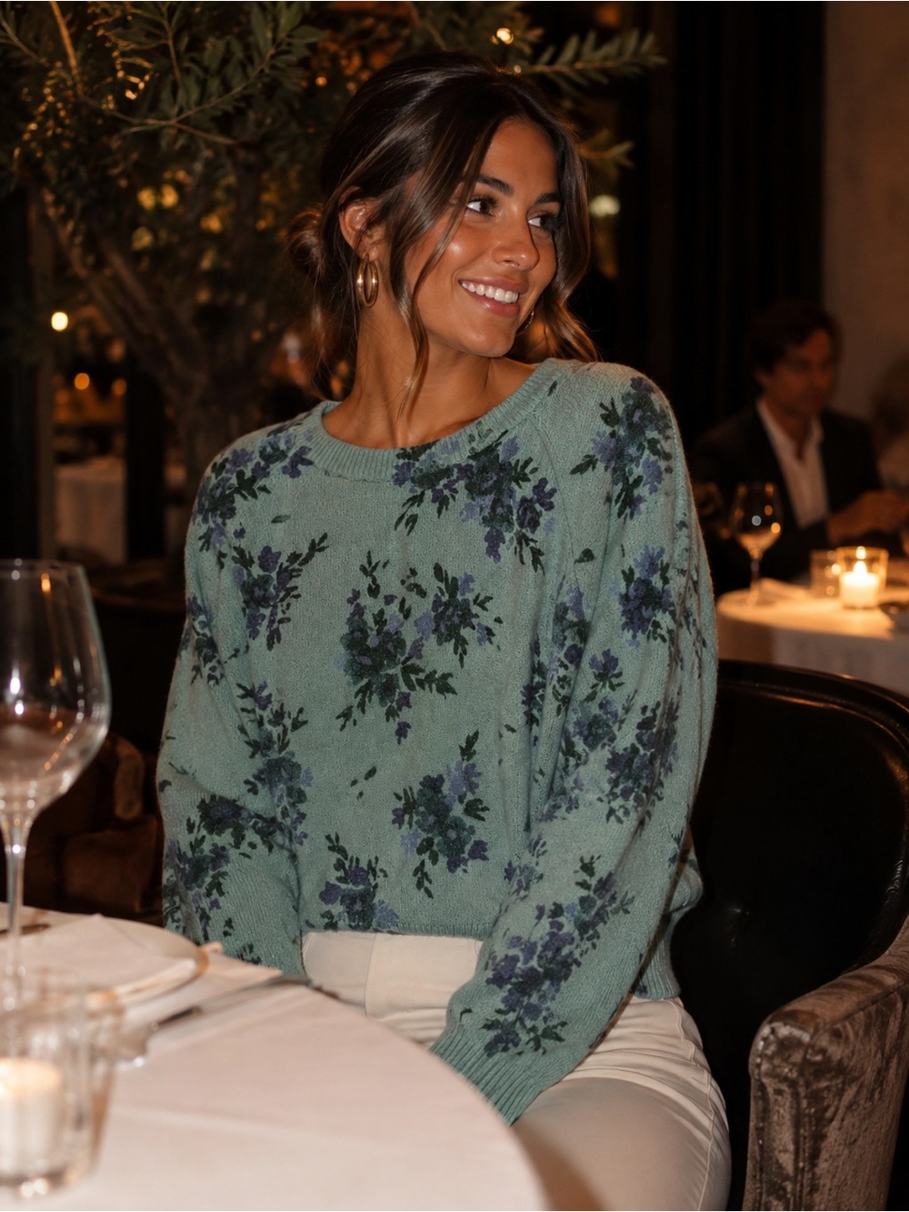 🍂Cozy & Beautiful for Fall! 🍂soft mint-green floral sweater